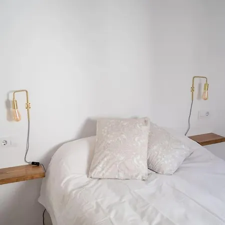 Casa Nueva * 希梅纳德拉夫龙特拉